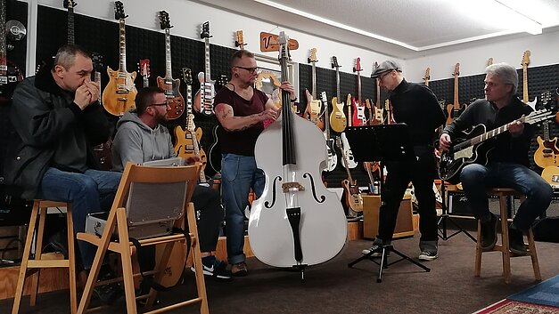 korridor.art | Ausstellung - Fastfoodporn - Jörg Dommel