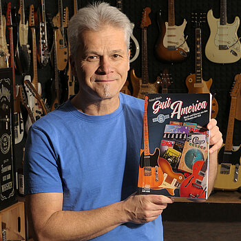 GuitAmerica – Buchvorstellung mit Lesung, Musik und Gitarren in der Galerie korridor.art