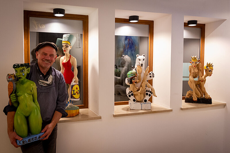 korridor.art | Ausstellung - Corona Kunst Peep Show - Hagga Bühler